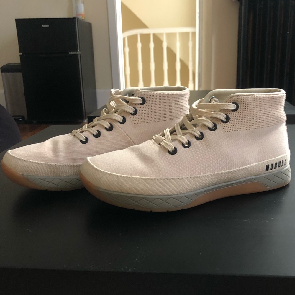 Nobull high tops tan & army green